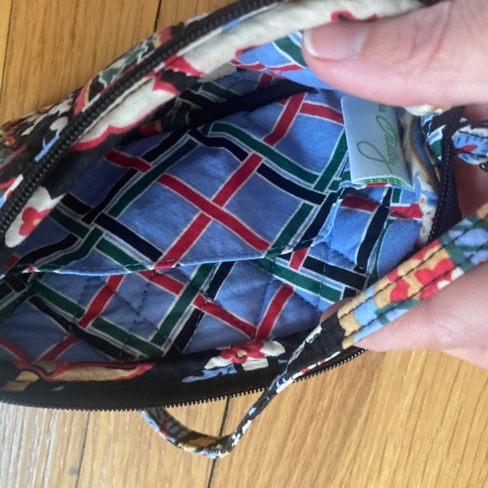 NWOT Vera Bradley Wristlet Purse - Picture 2 of 5